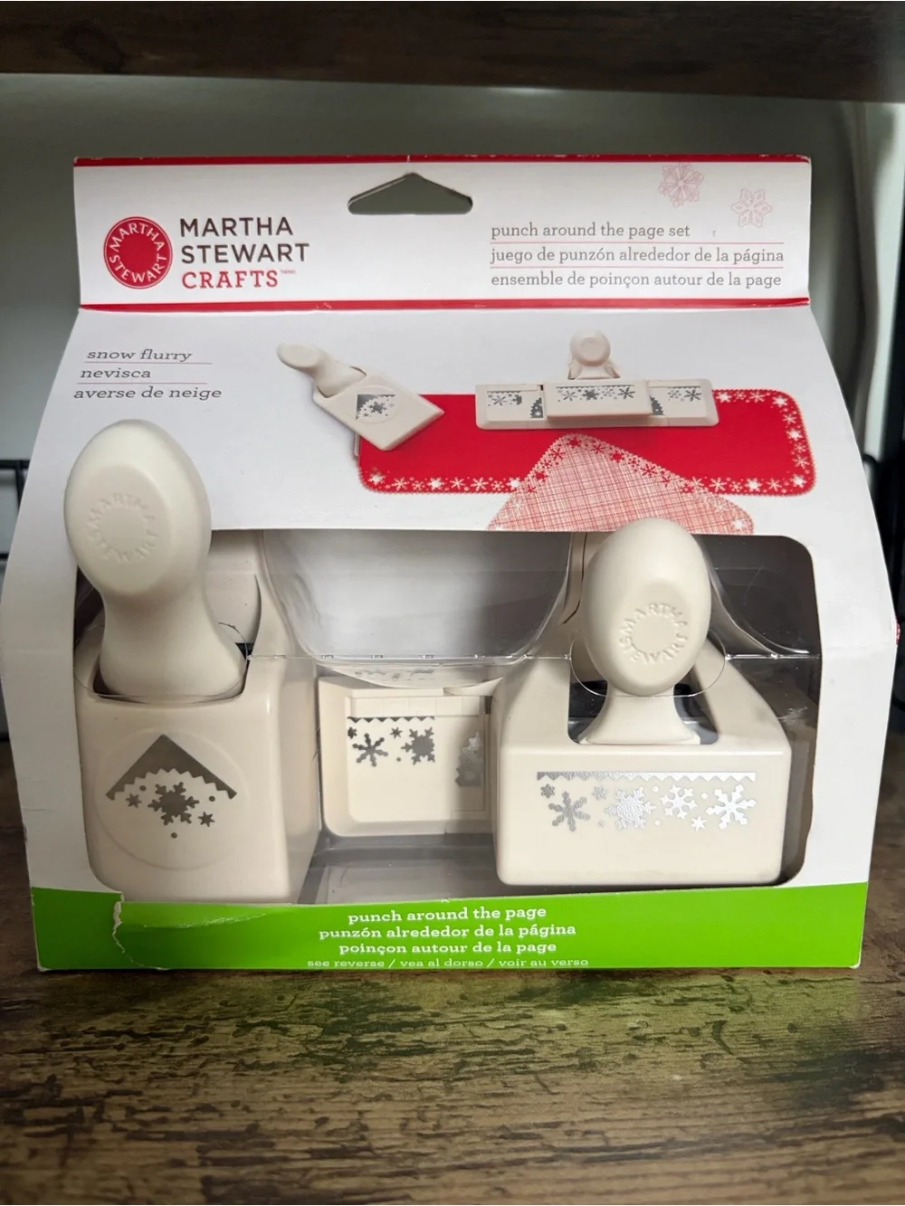 Martha Stewart White Snowflake Edge and Corner Paper Punch Set